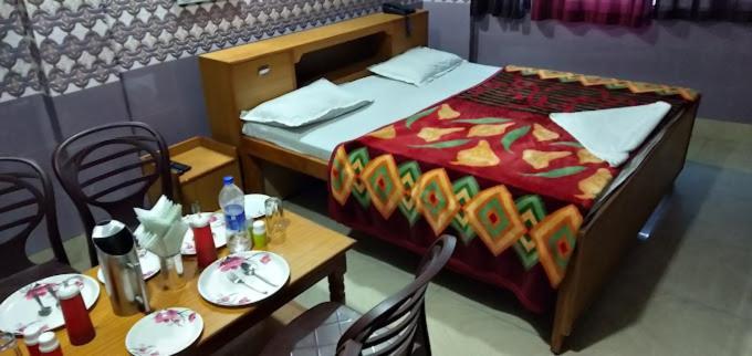 Hotel Vishal Palace Unnao Bagian luar foto