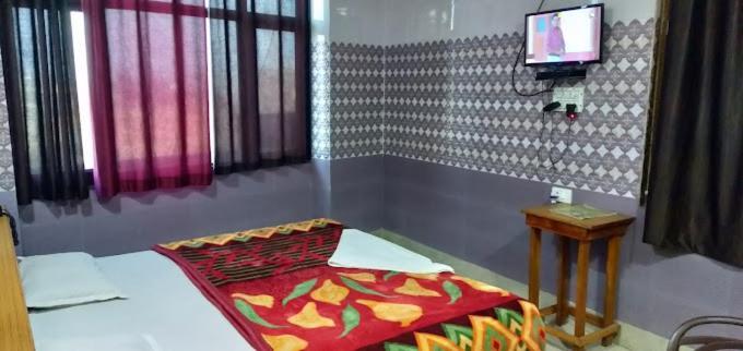 Hotel Vishal Palace Unnao Bagian luar foto